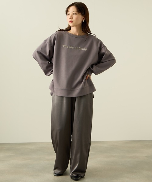 NAVY（ネイビー）の「nAvy ダンボールニット ロゴプリントプルオーバー【毛玉になりにくい UVカット 洗える(ネット使用)】（Tシャツ/カットソー・レディース・ライトグレー/チャコールグレー/ピンク・L/M）」の11枚目の写真