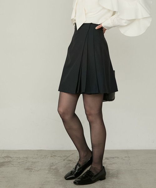 Cherir Mignon(シェリルミニョン)の「【Cherir Mignon】- Silhouette Couture - インパン付きラップデザインプリーツ切替ミニスカート 《セットアップ対応》(スカート・レディース・チャコールグレー/ブラック/ネイビー/ブラウン・S/M)」の15枚目の写真