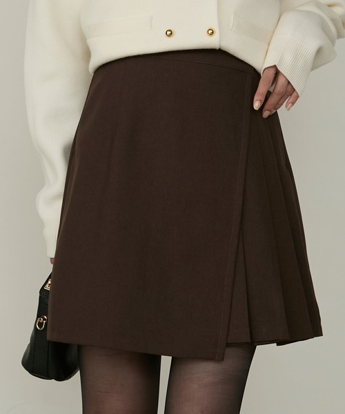 Cherir Mignon(シェリルミニョン)の「【Cherir Mignon】- Silhouette Couture - インパン付きラップデザインプリーツ切替ミニスカート 《セットアップ対応》(スカート・レディース・チャコールグレー/ブラック/ネイビー/ブラウン・S/M)」の10枚目の写真