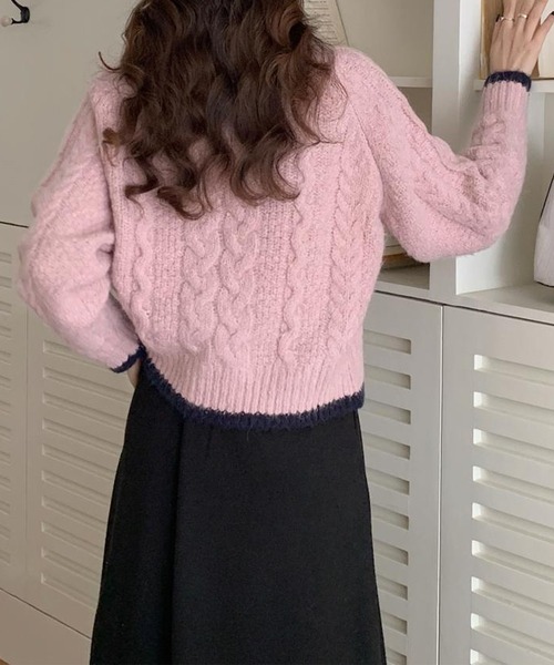 Lace Ladies(レースレディース)の「ヘム ライン コンパクト ケーブル ニット カーディガン(カーディガン/ボレロ・レディース・ピンク/アイボリー・FREE)」の10枚目の写真