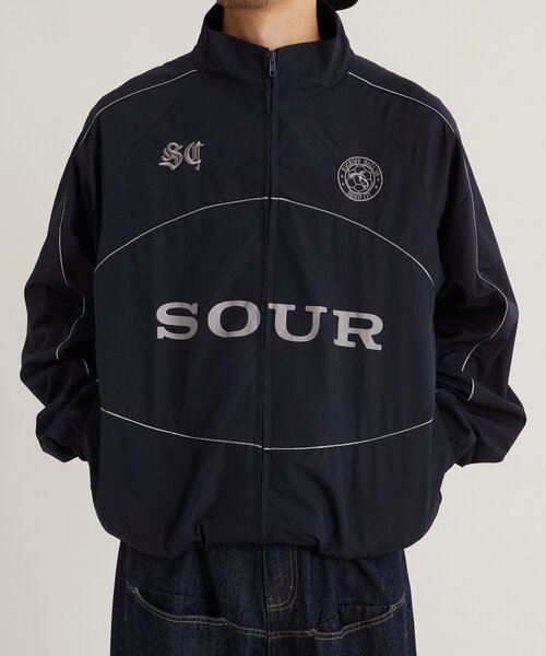 WHO'S WHO gallery（フーズフーギャラリー）の「Soucreamナイロンジップブルゾン（ブルゾン・メンズ・ネイビー/ライトグレー・FREE）」の2枚目の写真