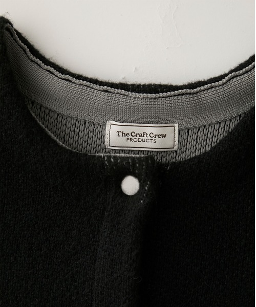 THE CRAFT CREW PRODUCTS（ザクラフトクループロダクツ）の「ウォッシャブル 裏配色 スナップボタン ニットカーディガン【THE CRAFT CREW PRODUCTS】（カーディガン/ボレロ・レディース・グレイッシュベージュ/アイボリー/ブラック/グレー/ブラウン/ネイビー・FREE）」の15枚目の写真