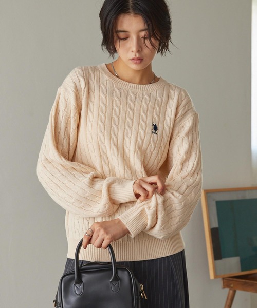 U.S. POLO ASSN.（ユーエスポロアッスン）の「U.S. POLO ASSN. /ユーエスポロアッスン 別注ワンポイント刺繍　ケーブルニットプルオーバー（ニット/セーター・レディース・アイボリー/レッド/ダークブラウン/ネイビー/ベージュ/杢グレー・M/L）」の9枚目の写真