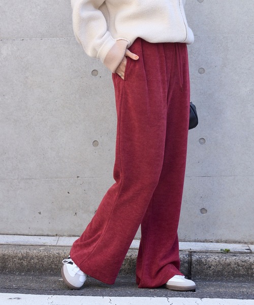 MONO-MART(モノマート)の「カットコーデュロイ イージーフレアパンツ(その他パンツ・レディース・ブラック/オリーブ/アイボリー/チャコールグレー/ブラウン/レッド/ネイビー・S/L/M)」の7枚目の写真
