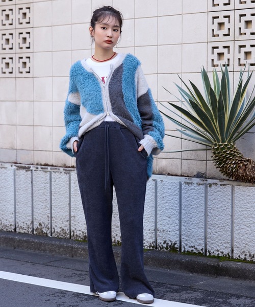 カットコーデュロイ イージーフレアパンツ MONO-MART│MONO-MART