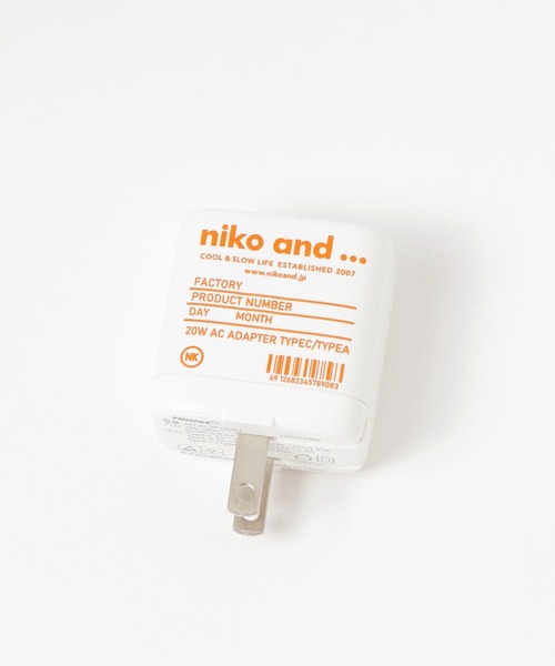 niko and...(ニコアンド)の「オリジナル ニコロゴACアダプタ(C/A20W)(スマホグッズ・レディース・オレンジ・0)」の4枚目の写真
