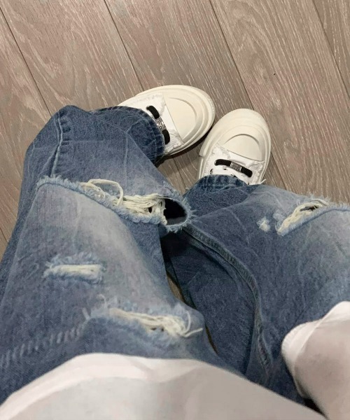 Miniministore(ミニミニストア)の「ダメージデニムパンツ ワイドレッグデニム(デニムパンツ・レディース・ダークブルー・S/XL/L/M)」の9枚目の写真
