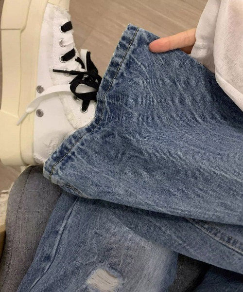 Miniministore(ミニミニストア)の「ダメージデニムパンツ ワイドレッグデニム(デニムパンツ・レディース・ダークブルー・S/XL/L/M)」の14枚目の写真