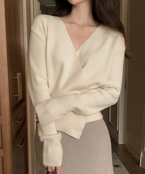 FREE STYLISTS(フリー スタイリスト)の「YUGA_YGMC Cache-coeur knit top(ニット/セーター・レディース・ブラウン/オフホワイト・FREE)」の2枚目の写真