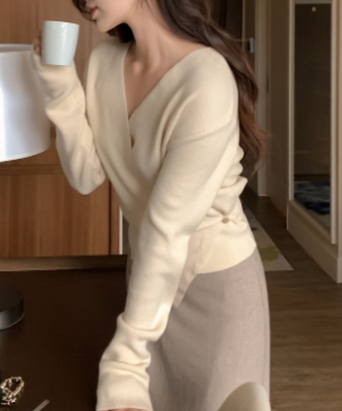 FREE STYLISTS(フリー スタイリスト)の「YUGA_YGMC Cache-coeur knit top(ニット/セーター・レディース・ブラウン/オフホワイト・FREE)」の18枚目の写真
