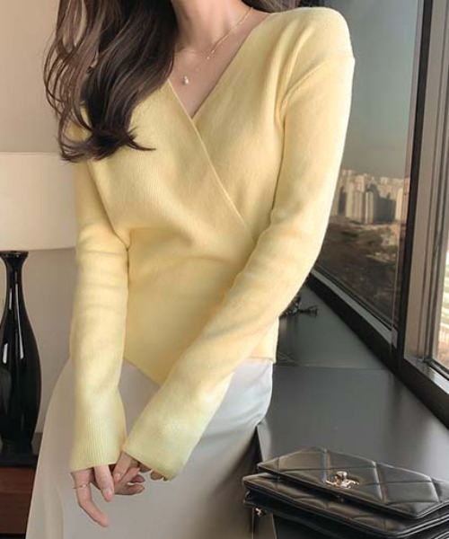 FREE STYLISTS(フリー スタイリスト)の「YUGA_YGMC Cache-coeur knit top(ニット/セーター・レディース・ブラウン/オフホワイト・FREE)」の8枚目の写真
