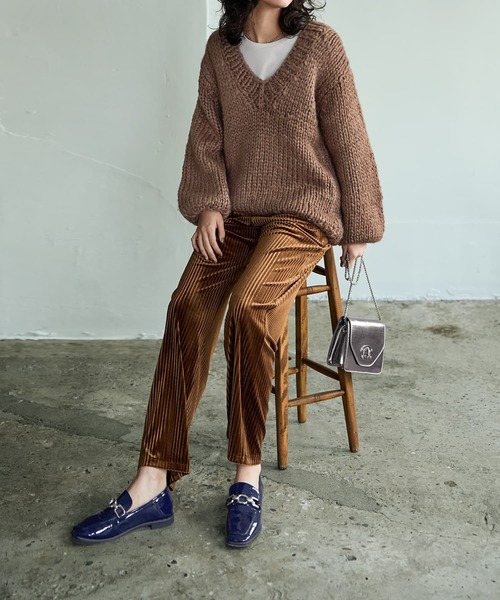 STYLE DELI(スタイルデリ)の「ストライプベロアリラックスパンツ(デニムパンツ・レディース・ブラック/ブラウン/ダークグレー・01/02)」の8枚目の写真