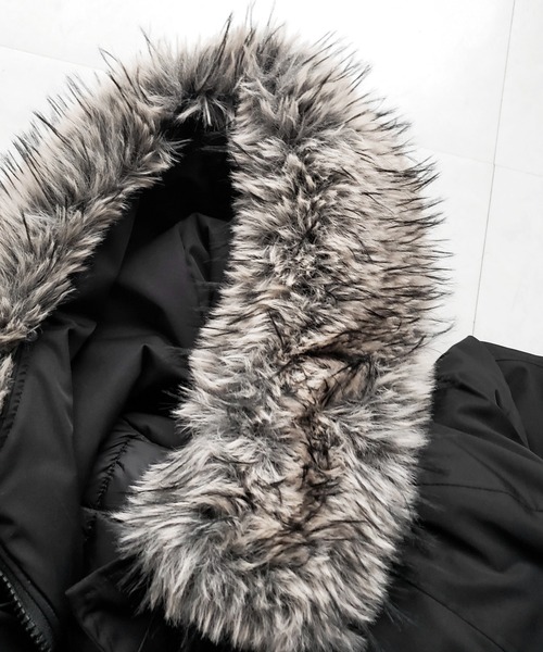 フェイクファーフーディビッグダウンジャケット ／ fake fur hoodie