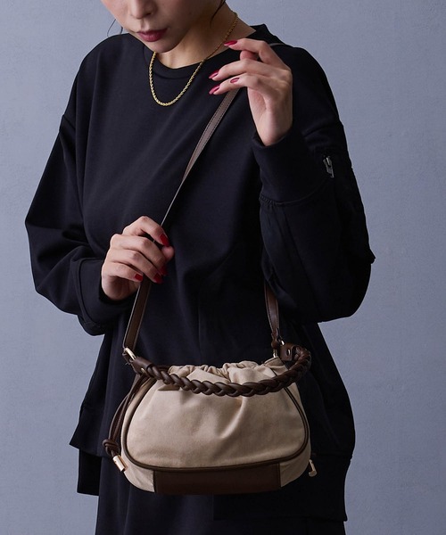 NICOLE white(ニコルホワイト)の「2WAYバッグ(ショルダーバッグ・レディース・チャコール/ベージュ/ミント・FREE)」の4枚目の写真