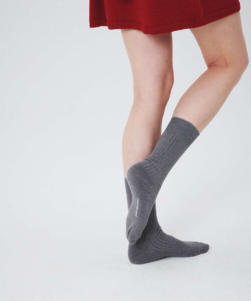 FREAK'S STORE(フリークスストア)の「I HATE MONDAY/アイヘイトマンデイ New Essential Socks/ニューエッセンシャルソックス(ソックス/靴下・レディース・レッド/グレー/オフホワイト・ONE SIZE)」の3枚目の写真