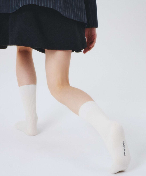 FREAK'S STORE(フリークスストア)の「I HATE MONDAY/アイヘイトマンデイ New Essential Socks/ニューエッセンシャルソックス(ソックス/靴下・レディース・レッド/グレー/オフホワイト・ONE SIZE)」の2枚目の写真