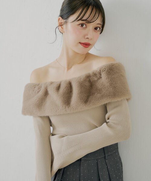 Chico(チコ)の「ボリュームファーオフショルニット(ニット/セーター・レディース・ベージュ/ブラウン/グレー/アイボリー・FREE)」の18枚目の写真