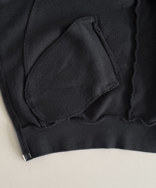 CANAL JEAN(キャナルジーン)の「choice_cnl ウォッシングスウェットパーカー(パーカー・レディース・カーキ/チャコールグレー・ONE SIZE)」の17枚目の写真