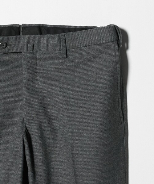 UNITED ARROWS（ユナイテッドアローズ）の「サイドエクステンド バーズアイ ノープリーツスラックス COMFORT EASY‐MODEL ウォッシャブル ストレッチ（スラックス・メンズ・グレー系/ダークグレー・44/48/52/46/50/42）」の10枚目の写真