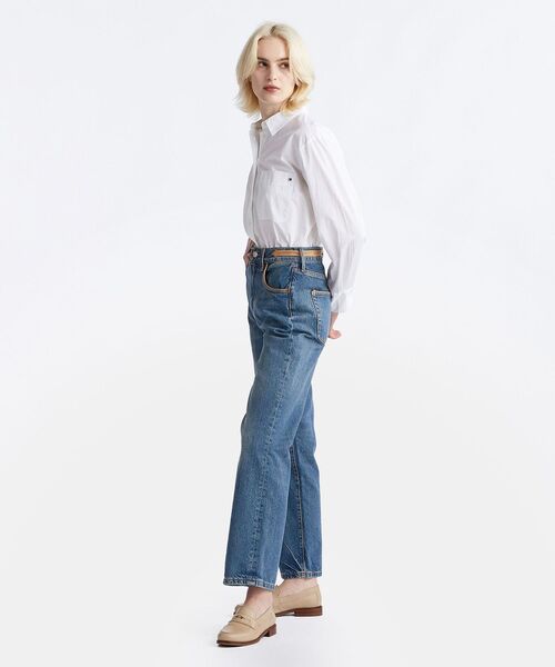TOMMY HILFIGER(トミーヒルフィガー)の「リラックスブーツカットハイウエストレザージーンズ(デニムパンツ・レディース・インディゴブルー・27inch/26inch)」の3枚目の写真