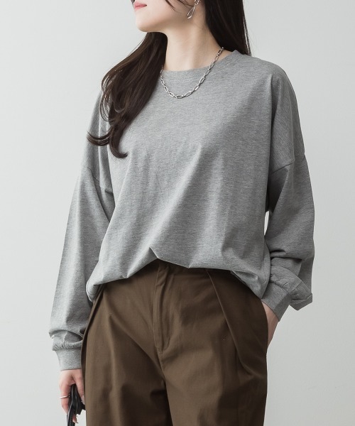 RCD(アールシーディー)の「ゆったりロングスリーブカットソー(Tシャツ/カットソー・レディース・杢グレー/オフホワイト/チャコールグレー/ミント/ブラック・M-L/LL~3L/4L~5L)」の4枚目の写真