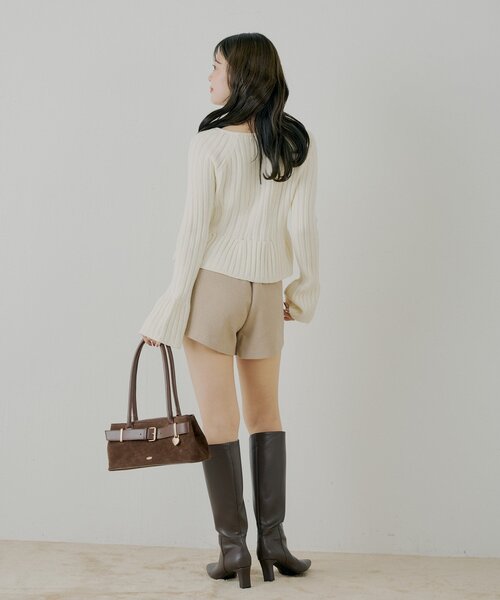Chico（チコ）の「【SALON by Chico】金釦ペプラム柄編みニット（ニット/セーター・レディース・ベージュ/アイボリー/ブラック/レッド・FREE）」の9枚目の写真