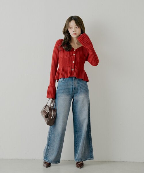 Chico（チコ）の「【SALON by Chico】金釦ペプラム柄編みニット（ニット/セーター・レディース・ベージュ/アイボリー/ブラック/レッド・FREE）」の13枚目の写真