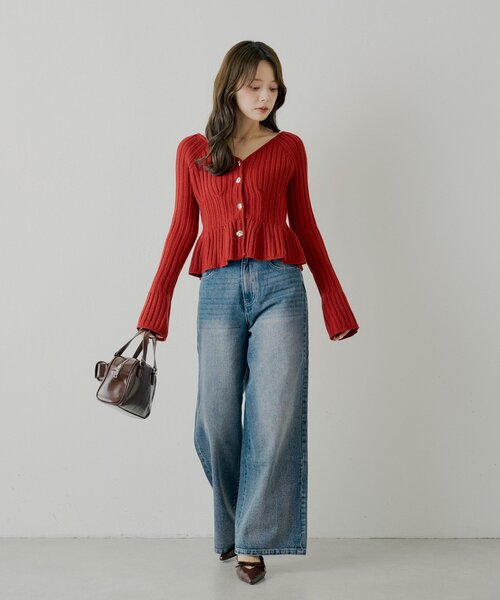 Chico（チコ）の「【SALON by Chico】金釦ペプラム柄編みニット（ニット/セーター・レディース・ベージュ/アイボリー/ブラック/レッド・FREE）」の14枚目の写真