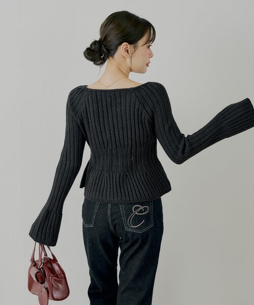 Chico（チコ）の「【SALON by Chico】金釦ペプラム柄編みニット（ニット/セーター・レディース・ベージュ/アイボリー/ブラック/レッド・FREE）」の19枚目の写真