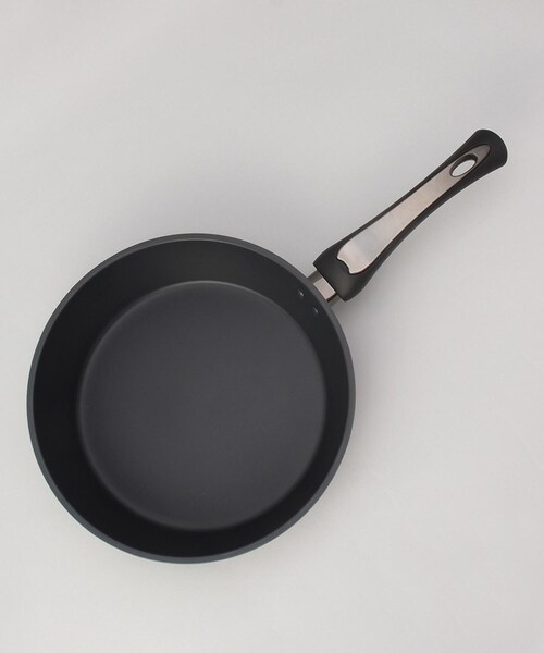 212 KITCHEN STORE(トゥワントゥキッチンストア)の「プラズマプロ フライパン24cm <KEVNHAUN ケヴンハウン>(鍋/フライパン・レディース・その他・00)」の8枚目の写真