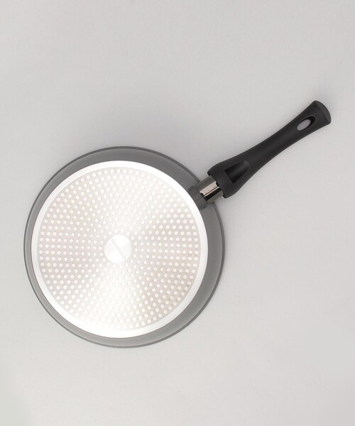 212 KITCHEN STORE(トゥワントゥキッチンストア)の「プラズマプロ フライパン24cm <KEVNHAUN ケヴンハウン>(鍋/フライパン・レディース・その他・00)」の9枚目の写真