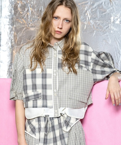 AULA AILA(アウラアイラ)の「【セットアップ着用可】チェックコンビネーションショートシャツ(シャツ/ブラウス・レディース・オフホワイト/ブラック/ライトブルー・0)」の4枚目の写真