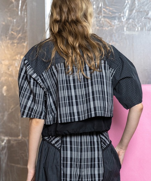AULA AILA(アウラアイラ)の「【セットアップ着用可】チェックコンビネーションショートシャツ(シャツ/ブラウス・レディース・オフホワイト/ブラック/ライトブルー・0)」の7枚目の写真