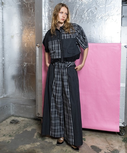 AULA AILA(アウラアイラ)の「【セットアップ着用可】チェックコンビネーションショートシャツ(シャツ/ブラウス・レディース・オフホワイト/ブラック/ライトブルー・0)」の10枚目の写真