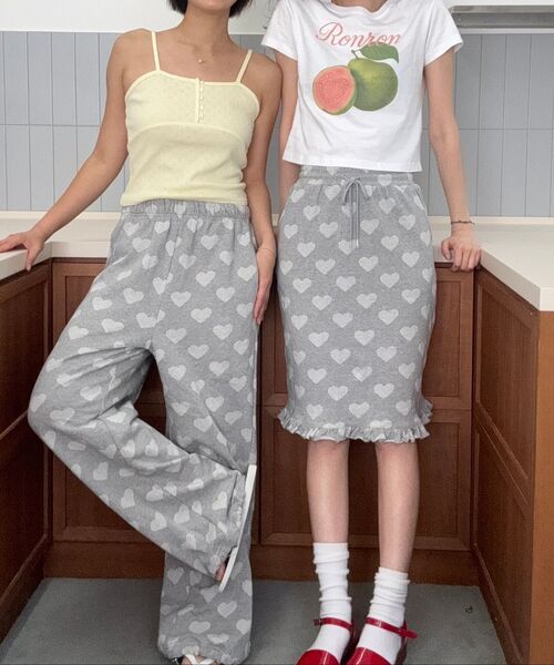 RONRON(ロンロン)の「HEART BUTTON GOLGI SLEEVELESS EYELET YELLOW(Tシャツ/カットソー・レディース・その他・FREE)」の7枚目の写真