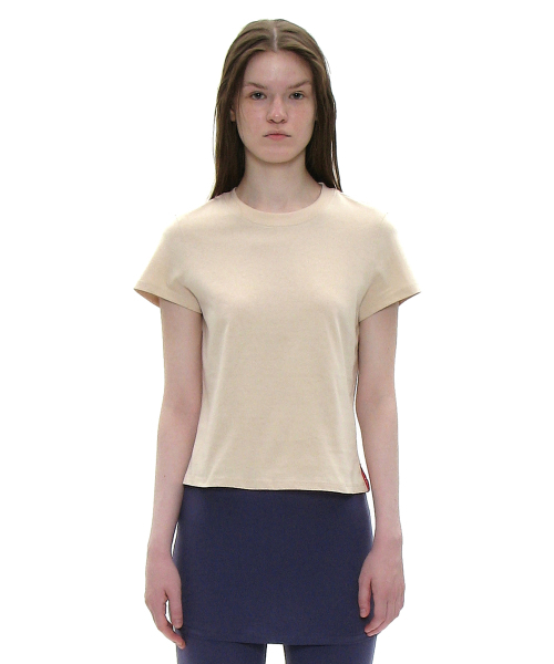 PARTIMENTO WOMEN(パルティメントウィメン)の「PWC レギュラーフィット エブリデイTシャツ_6カラー(Tシャツ/カットソー・レディース・ライトグレー/チャコール/バーガンディー/ベージュ/ブラウン/ブラック・SMALL/MEDIUM/LARGE)」の10枚目の写真