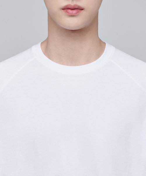 MUSINSA STANDARD（ムシンサスタンダード）の「エクストラオーバーサイズラグランTシャツ[ホワイト]（Tシャツ/カットソー・メンズ・その他・SMALL/MEDIUM/LARGE/X-LARGE/XXX-LARGE）」の4枚目の写真