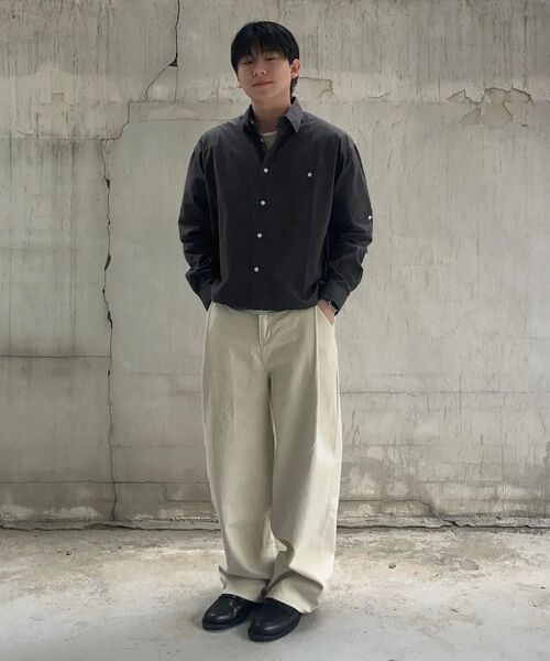XERO（ゼロ）の「クロップロールアップコットンシャツ[チャコール]（シャツ/ブラウス・レディース・その他・MEDIUM/LARGE）」の2枚目の写真