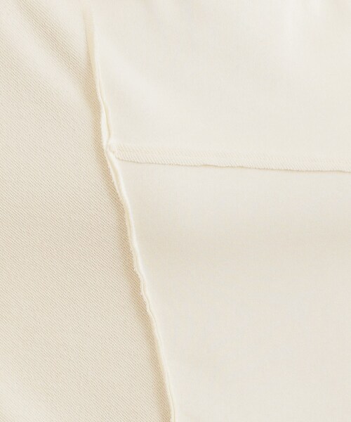 Cutie Blonde(キューティーブロンド)の「1枚でコーデが決まる リメイク風スウェット(スウェット・レディース・パープル系/オフホワイト/ブラック/ライトグレー・00)」の8枚目の写真