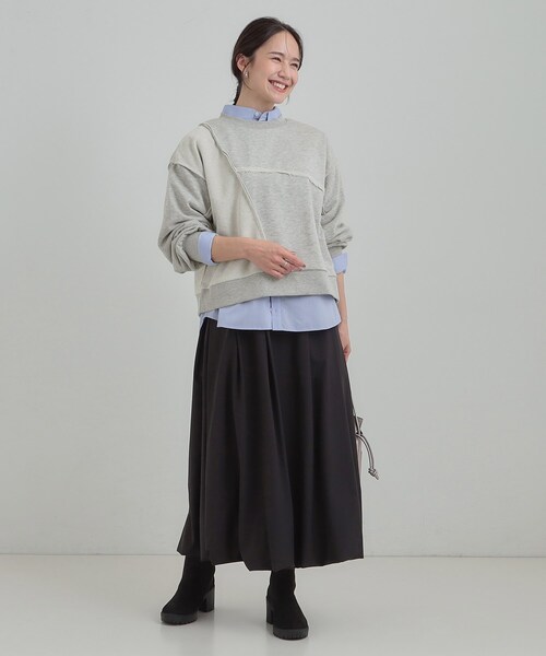 Cutie Blonde(キューティーブロンド)の「1枚でコーデが決まる リメイク風スウェット(スウェット・レディース・パープル系/オフホワイト/ブラック/ライトグレー・00)」の11枚目の写真