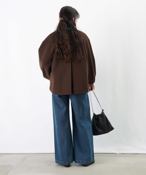 LUCA/LADY LUCK LUCA（ルカ/レディラックルカ）の「LC/LLL 袖タックVネックコート（ノーカラーコート・レディース・ブラック/ライトグレー/ブラウン・FREE）」の13枚目の写真