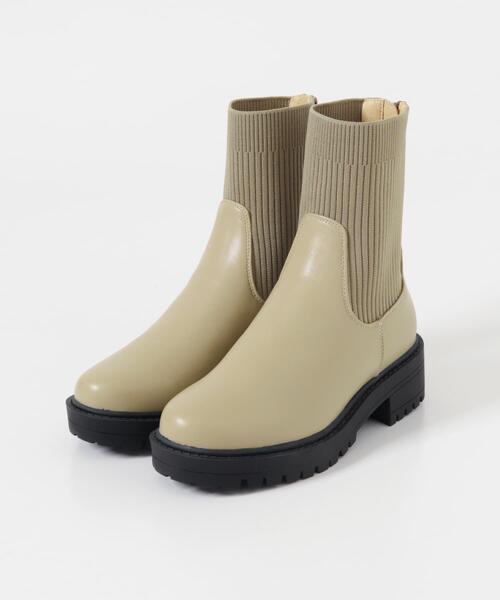 URBAN RESEARCH DOORS(アーバンリサーチドアーズ)の「ニットドッキングブーツ(ブーツ・レディース・ベージュ/ブラック・38/36/37)」の4枚目の写真
