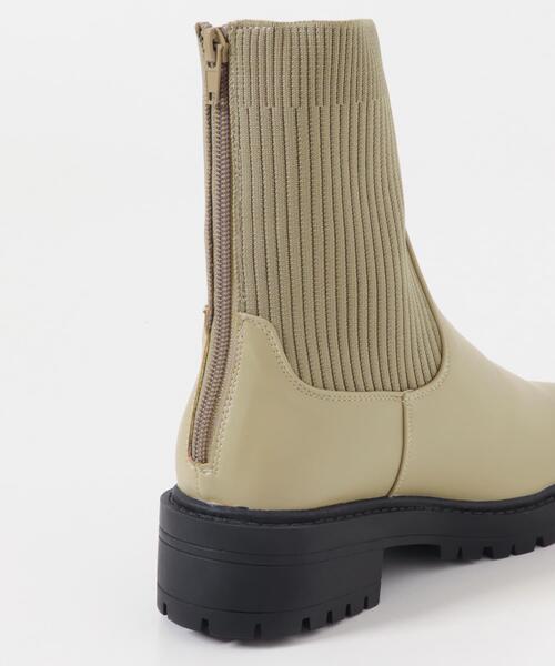 URBAN RESEARCH DOORS(アーバンリサーチドアーズ)の「ニットドッキングブーツ(ブーツ・レディース・ベージュ/ブラック・38/36/37)」の14枚目の写真