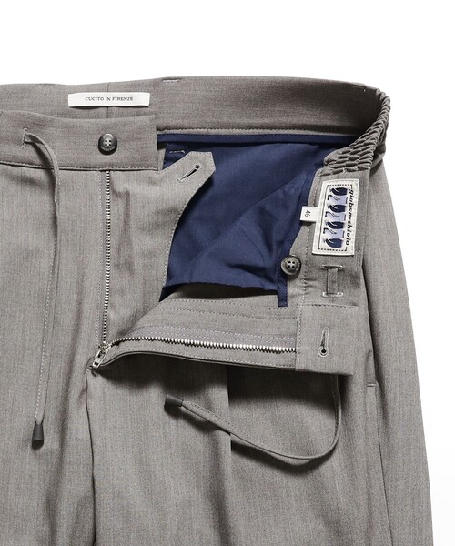 giab's ARCHIVIO(ジャブス アルキヴィオ)の「【別注】giabsarchivio / MASACCIO クレープ 1プリーツ ドローコード スラックス(その他パンツ・メンズ・チャコールグレー/グレー・46/44/50/42/48/52)」の5枚目の写真