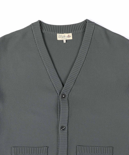 The DUFFER of ST.GEORGE(ザダファーオブセントジョージ)の「WASHABLE WAFFLE KNIT CARDIGAN:自宅で洗える ウォッシャブル ワッフルニット カーディガン(カーディガン/ボレロ・メンズ・ネイビー/アッシュグレー/ブラック・MEDIUM/LARGE/X-LARGE)」の4枚目の写真