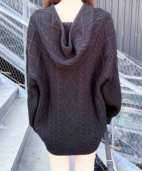 INGNI（イング）の「【WEB限定】ケーブルビッグニットパーカー（パーカー・レディース・グレー/アイボリー/ブラック/ベージュ・M）」の18枚目の写真