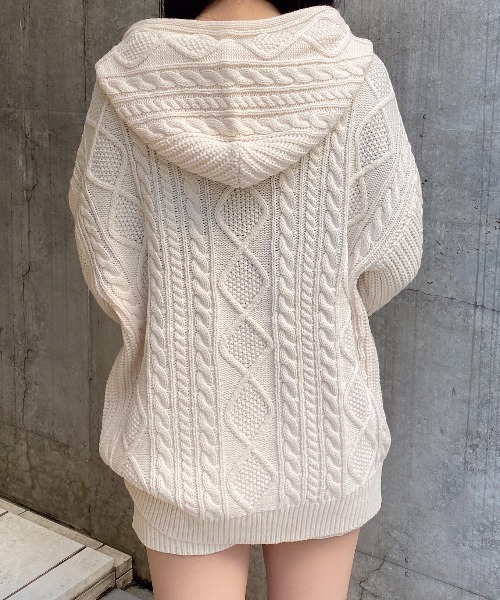 INGNI（イング）の「【WEB限定】ケーブルビッグニットパーカー（パーカー・レディース・グレー/アイボリー/ブラック/ベージュ・M）」の10枚目の写真