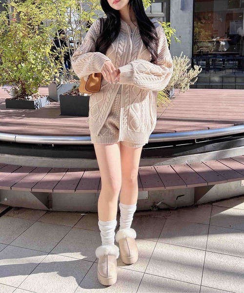 INGNI（イング）の「【WEB限定】ケーブルビッグニットパーカー（パーカー・レディース・グレー/アイボリー/ブラック/ベージュ・M）」の22枚目の写真