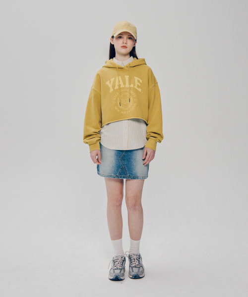 YALE(イェール)の「ウィメンズアーチロゴピグメントクロップフード_イエロー(パーカー・レディース・その他・SMALL/MEDIUM)」の10枚目の写真