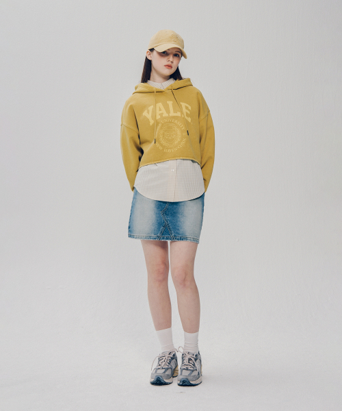 YALE(イェール)の「ウィメンズアーチロゴピグメントクロップフード_イエロー(パーカー・レディース・その他・SMALL/MEDIUM)」の13枚目の写真